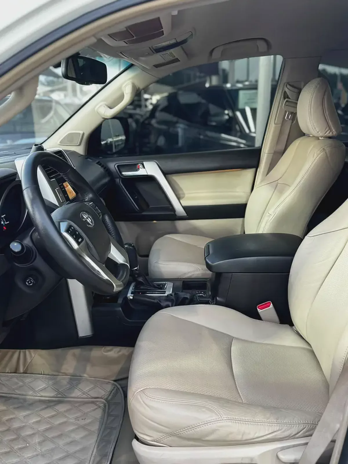 (2010) TOYOTA // PRADO VX V6  //GCC// EXCELLENT CONDITION//-9-9