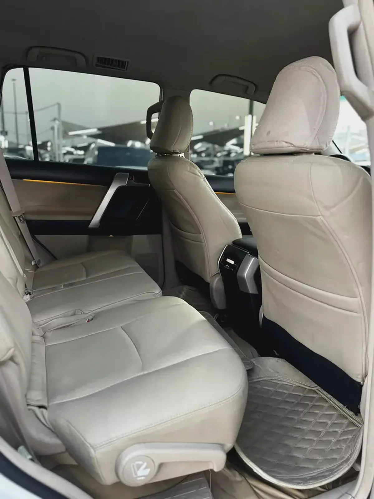 (2010) TOYOTA // PRADO VX V6  //GCC// EXCELLENT CONDITION//-13-13