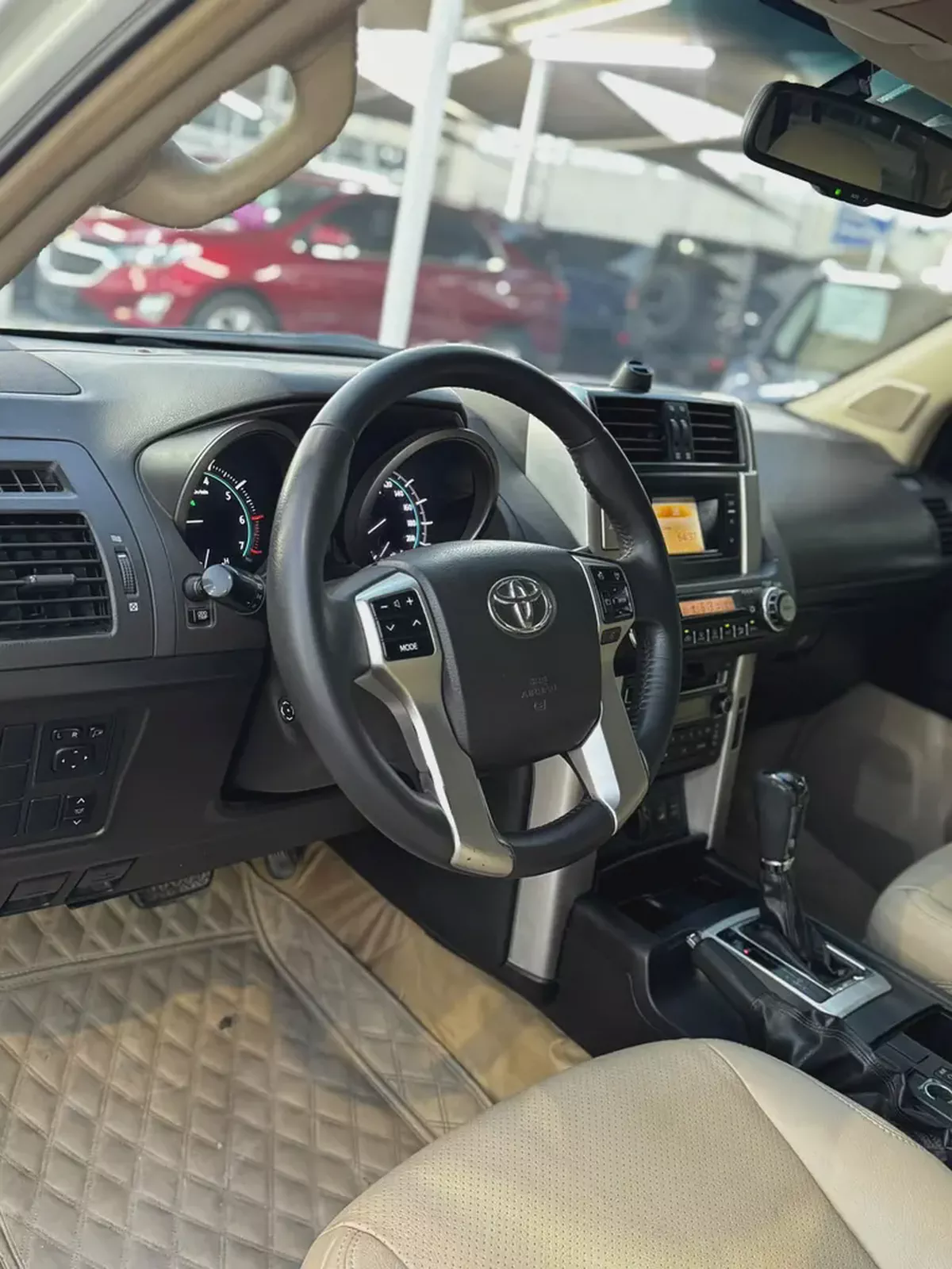 (2010) TOYOTA // PRADO VX V6  //GCC// EXCELLENT CONDITION//-8-8