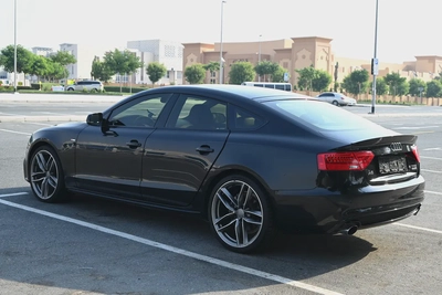 0% DP -  S-LINE AUDI A5 2016 - ACCIDENT FREE - GCC-6