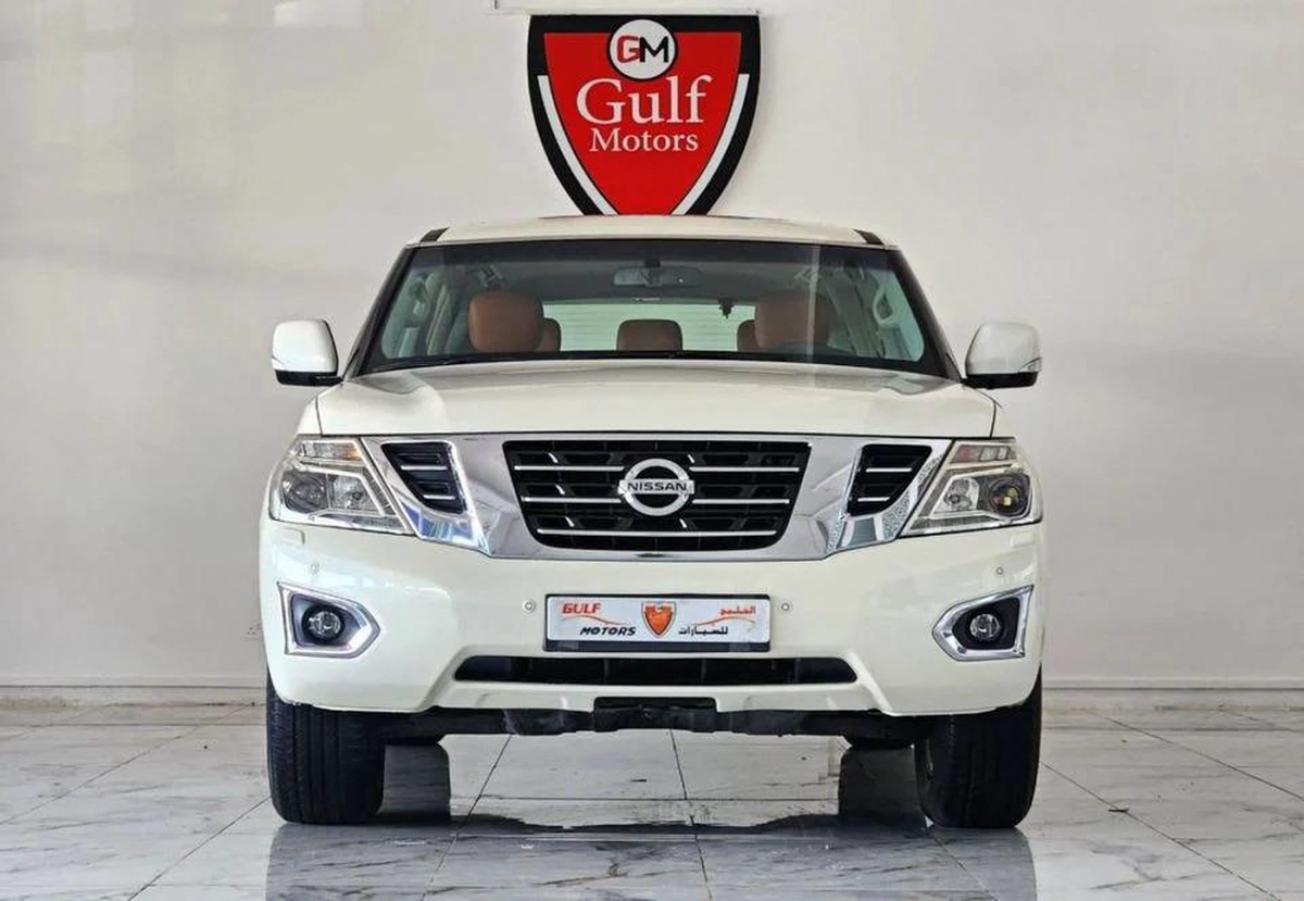 Nissan Patrol SE T2 LEATHER V8 5.6L-8CYL EXCELLENT CONDITION- SUNROOF - LEATHER INTERIOR