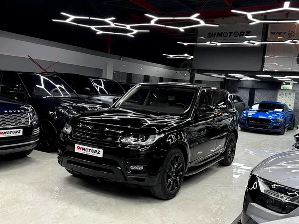 Black Edition | 1 Owner | Apple Car Play | Original Paint | FSH | Warranty | GCC Specs