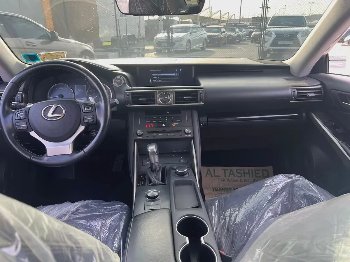 لكزس IS300 مواصفات امريكية 2020 بحالة جيدة-6-6