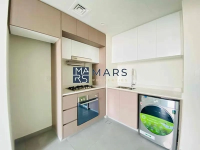 The Stunning & Cozy 1BHK with Huge Balcony in Aljada-5