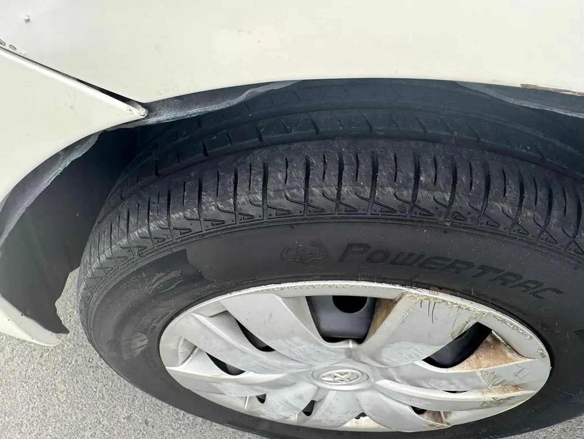 GCC Specs Toyota Yaris S, 2011-12-12