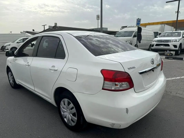 GCC Specs Toyota Yaris S, 2011
