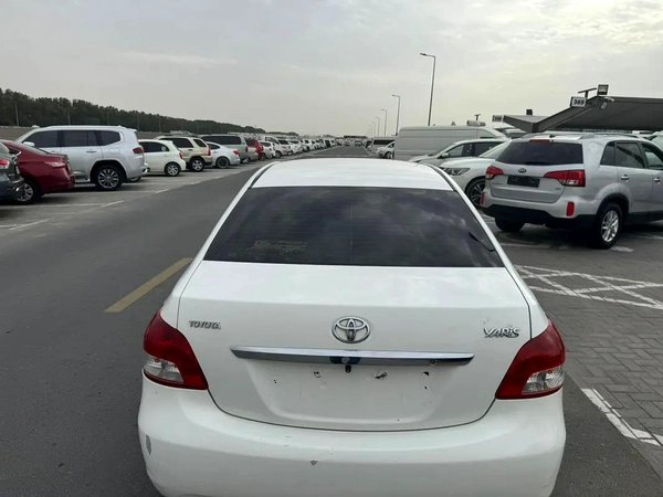 GCC Specs Toyota Yaris S, 2011
