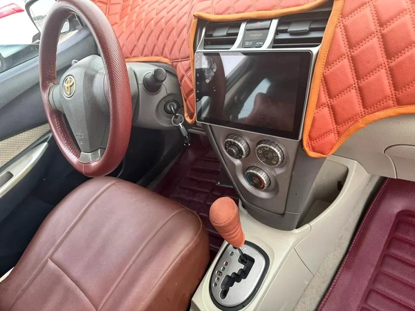GCC Specs Toyota Yaris S, 2011