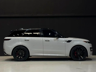 Land Rover Range Rover Sport FIRST EDITION P530 | LOW MILAGE-6