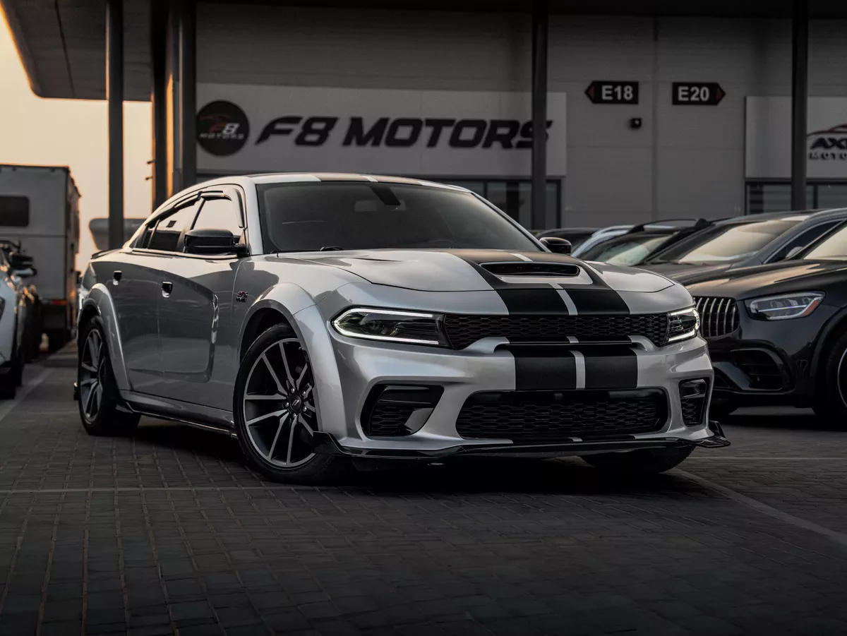 DODGE CHARGER V8 RT HEMI-1-1