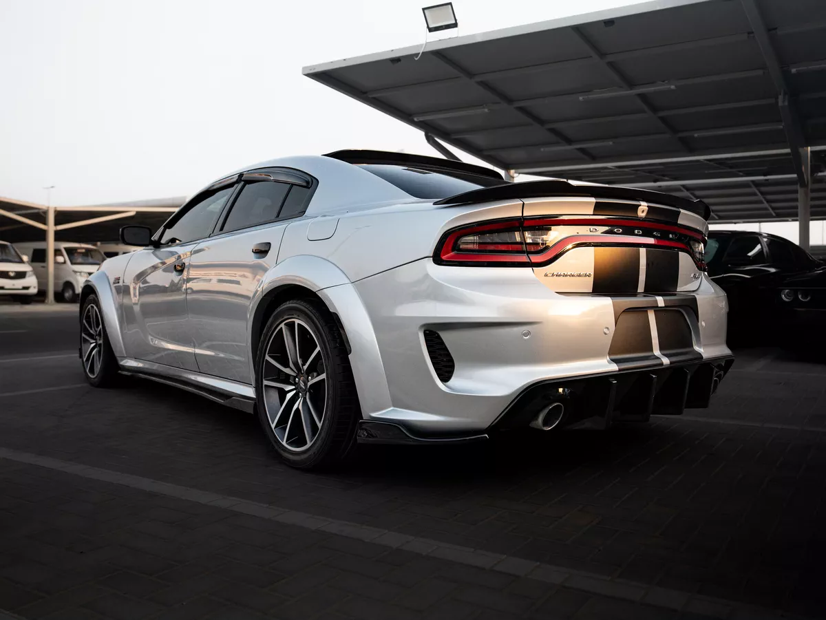 DODGE CHARGER V8 RT HEMI-2-2