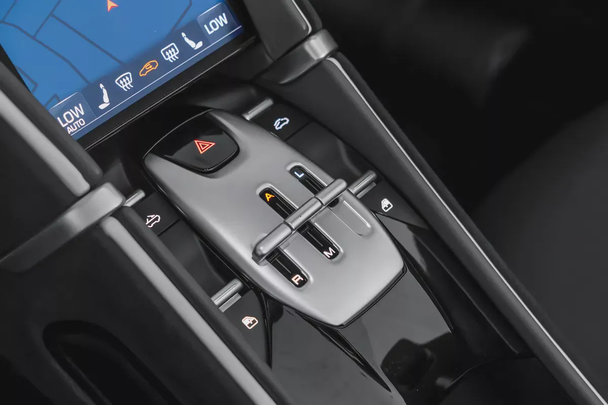 17,250 AED / 60 months | 20% DP | 2025 Ferrari Roma Spider / 5 Year Ferrari Warranty-13-13
