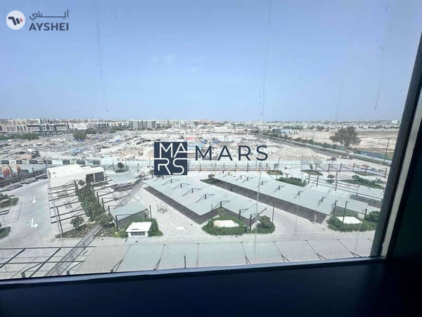 Elegant One-Bedroom Apartment with Stunning Views, No Balcony: Modern Design, Prime Location