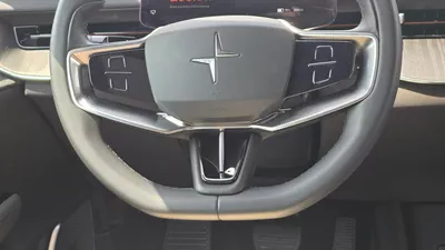 Polestar 3 (Gold)-12