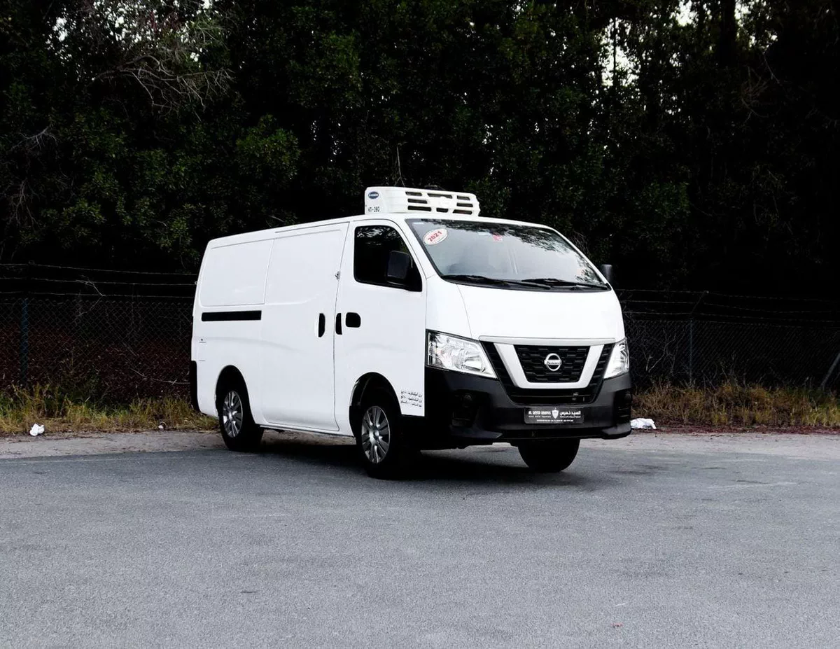 Nissan Urvan STANDARD Nissan Urvan Chiller | 2.5 L | 2021 | GCC | Accident-Free | In Excellent Condition | 756 P.M