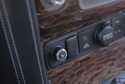 NISSAN ARMADA-12