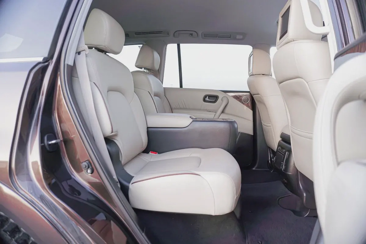 NISSAN ARMADA-18-18