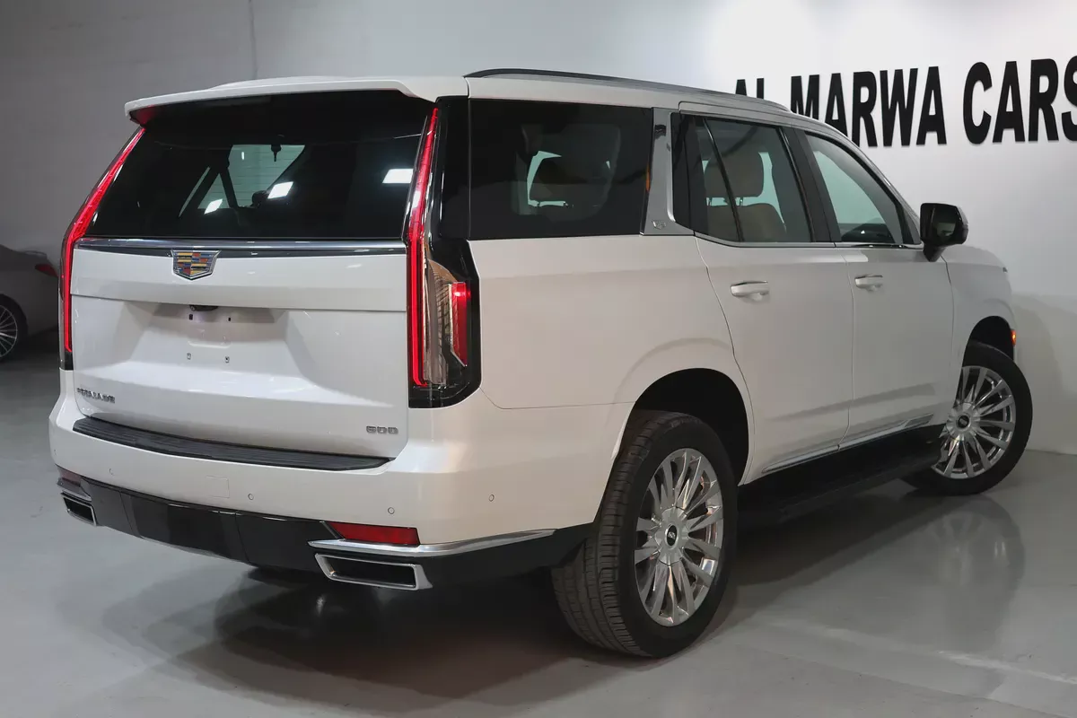 Cadillac Escalade Sport 2022 | GCC Specs | Low Mileage | Full Luxury-2-2
