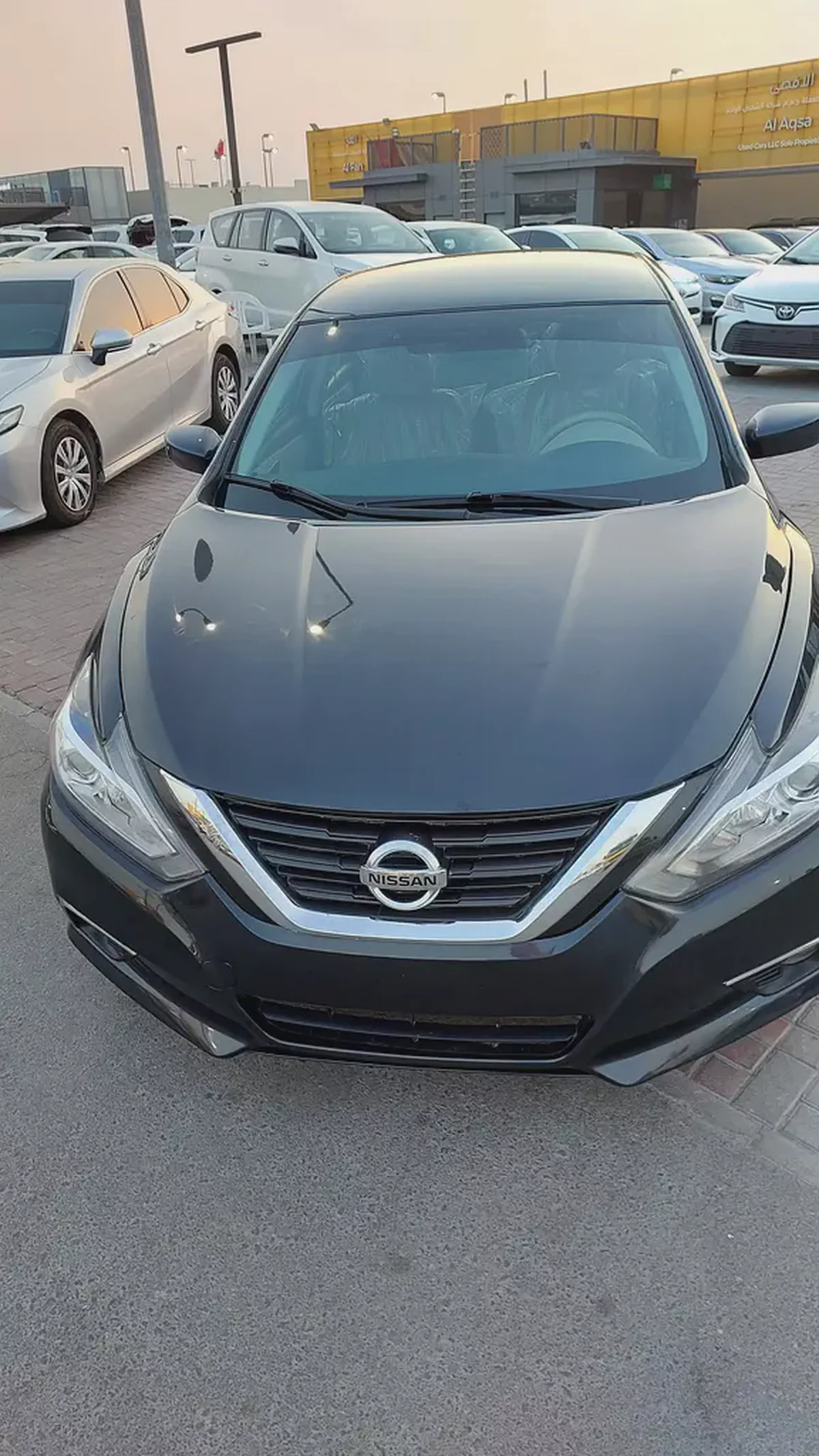 Nissan Altima SV 2016 American Specs - Well Maintained-15-15