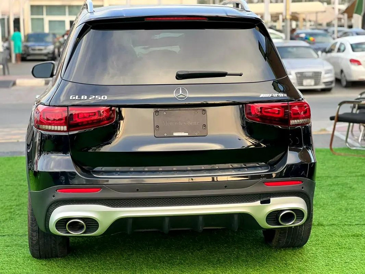 2023 Mercedes-Benz GLB 250 - 7- seats-19-19