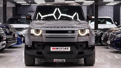 2023 Land Rover Defender 110 HSE P400 | GCC Specs | Low Mileage-8