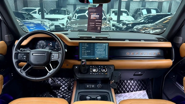 2023 Land Rover Defender 110 HSE P400 | GCC Specs | Low Mileage