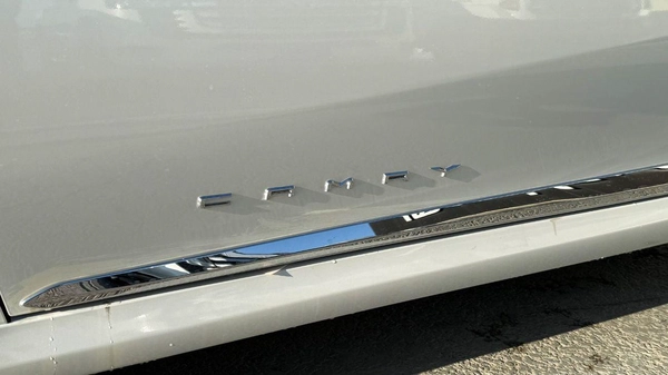 Toyota Camry LIMITED HEV