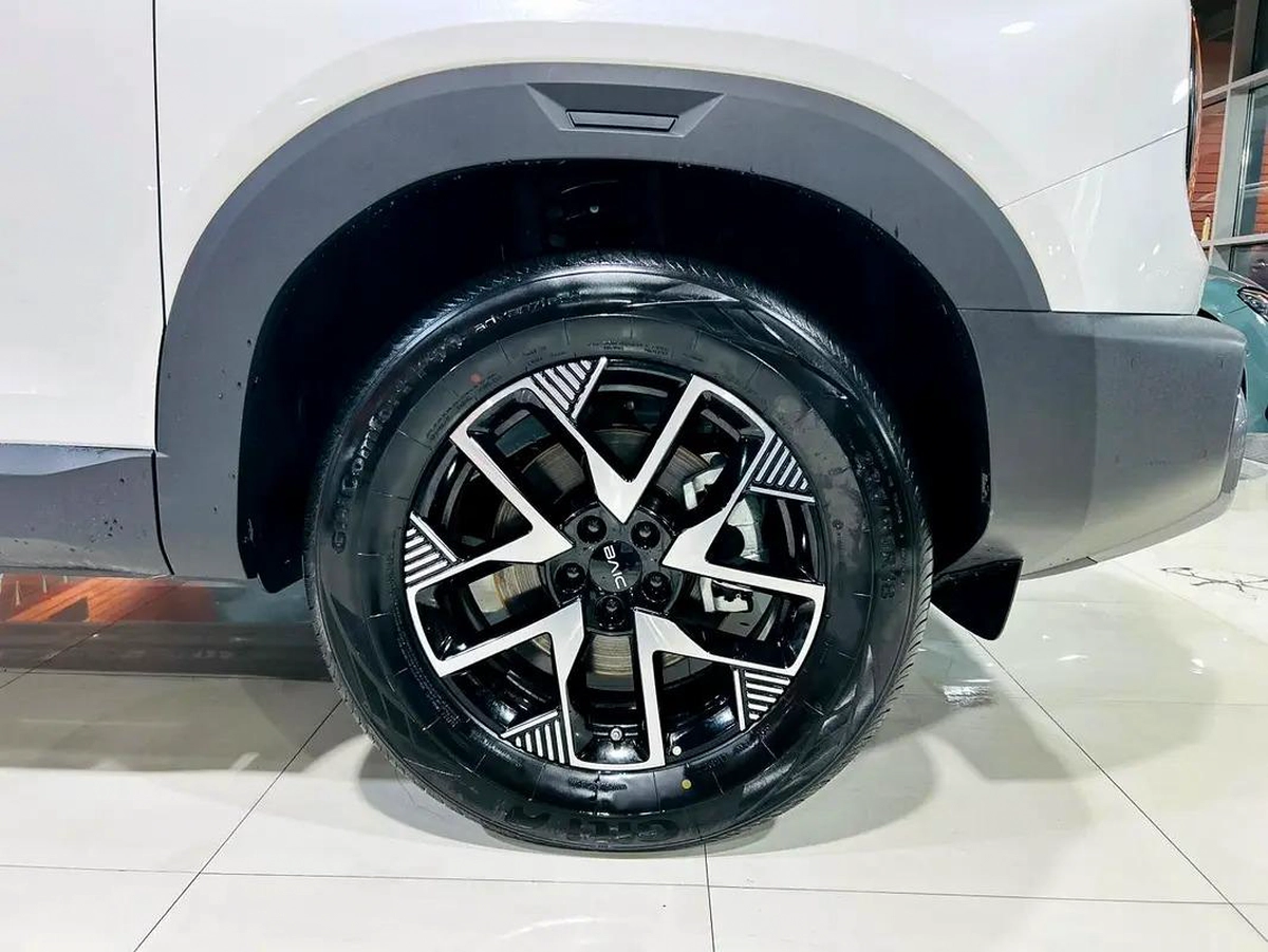Brand New BAIC BJ30 1.5TD 2WD LV2 White 2026 - GCC Specs-7-7