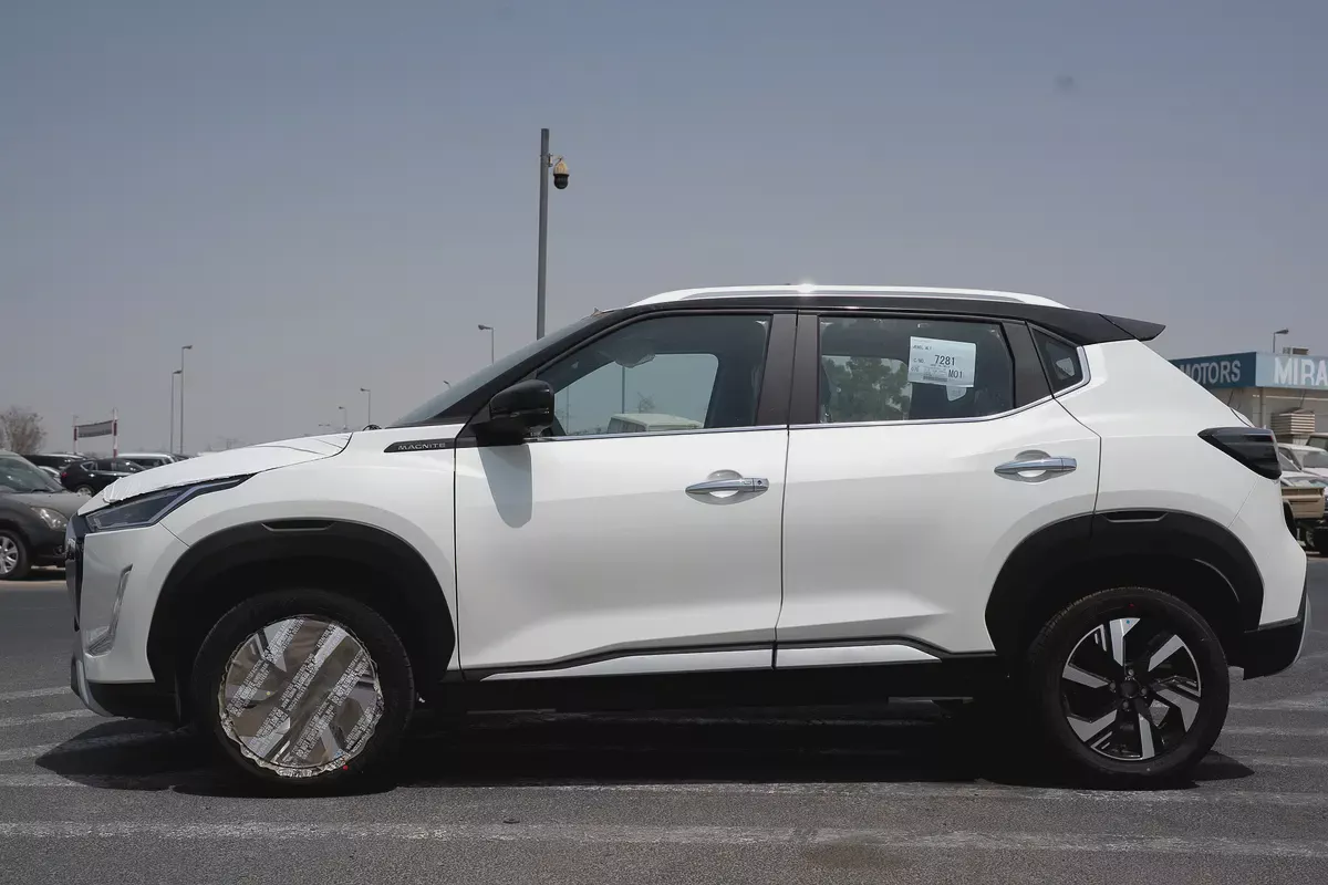 Nissan Magnite SV 2026 - Brand New Compact SUV-1-1