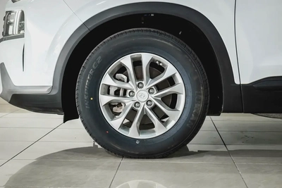 1 YEAR / 20,000 KM WARRANTY | 7 SEATER 2.5  | GCC | AED 1050 PM-7