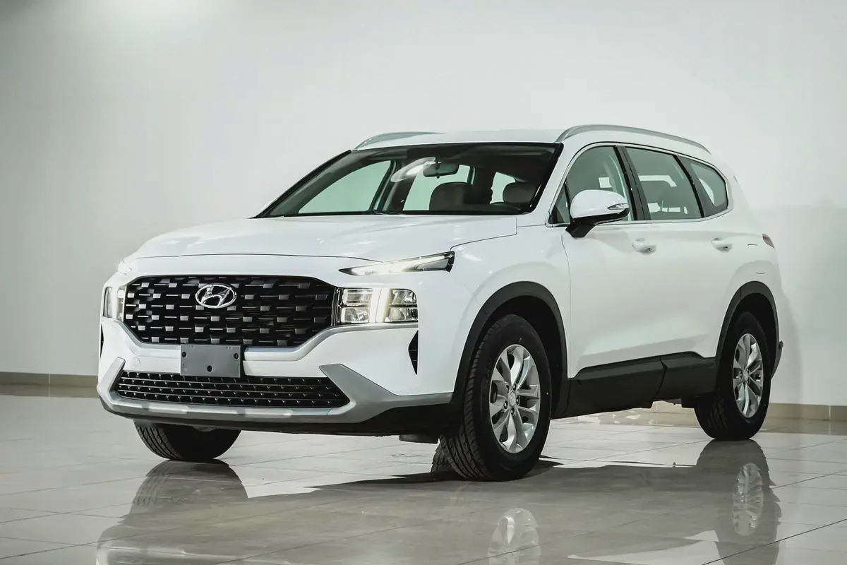 1 YEAR / 20,000 KM WARRANTY | 7 SEATER 2.5  | GCC | AED 1050 PM