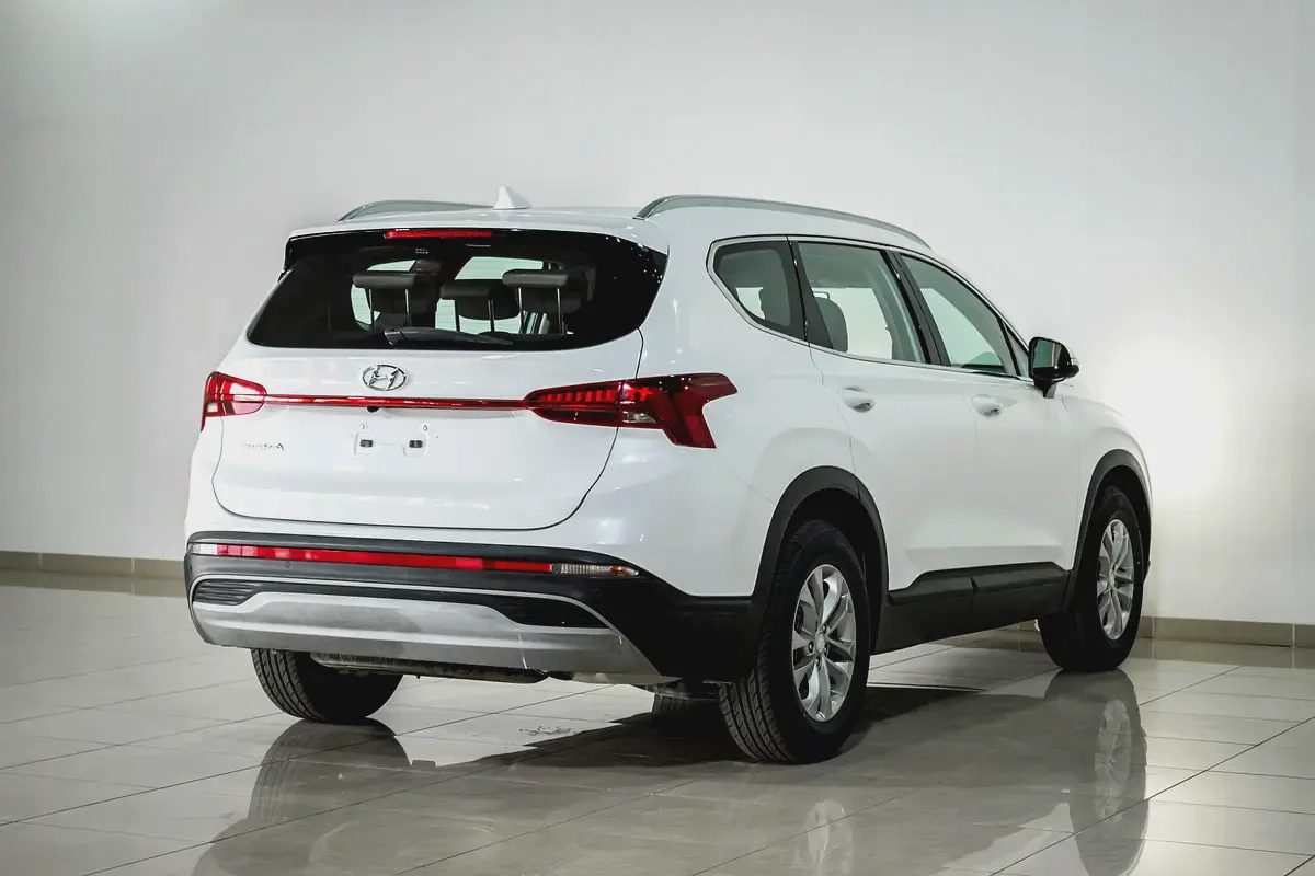 1 YEAR / 20,000 KM WARRANTY | 7 SEATER 2.5  | GCC | AED 1050 PM-3-3