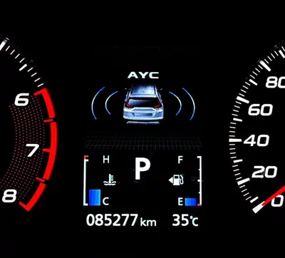 Mitsubishi Eclipse Cross GLS MIDLINE 1.5 L | | GCC | Accident-Free | In Excellent Condition | 739 P.M-18