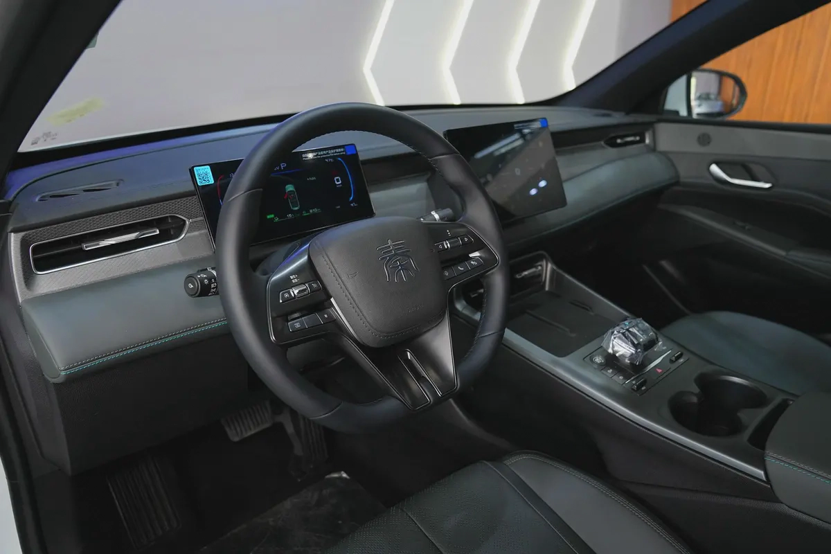 2025 - BYD DMi PLUS - BRAND NEW! for 55,000.00 AED-10-10