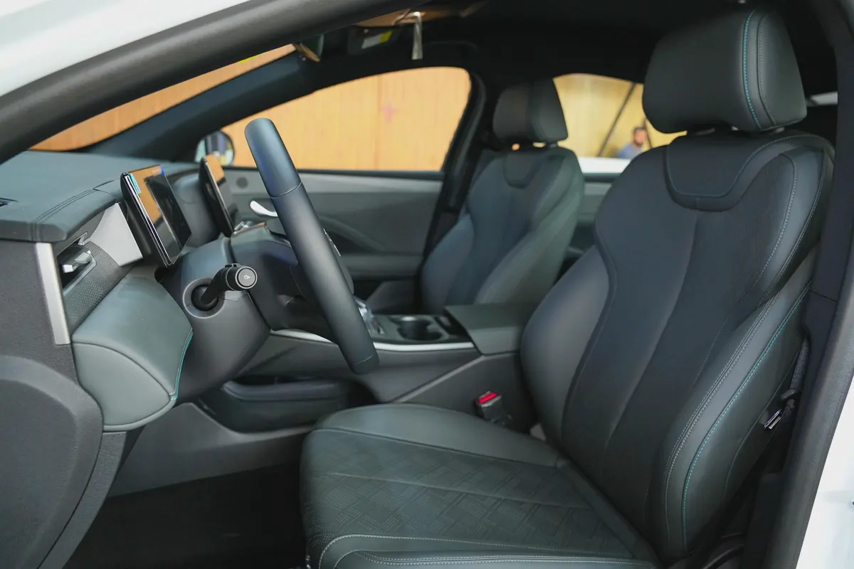 2025 - BYD DMi PLUS - BRAND NEW! for 55,000.00 AED-12-12