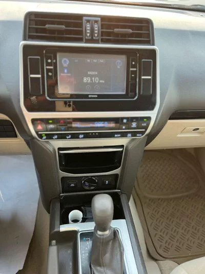Toyota Prado TX-L 2023  Toyota Prado TX 2.7L V4- AWD 4x4 - No accident  Rear  Sensor --19