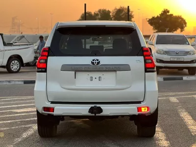 Toyota Prado TX-L 2023  Toyota Prado TX 2.7L V4- AWD 4x4 - No accident  Rear  Sensor --5
