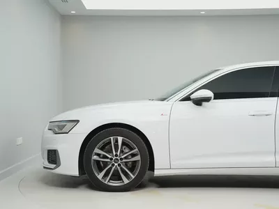 GCC Specs, Low Mileage Audi A6 S-line-2
