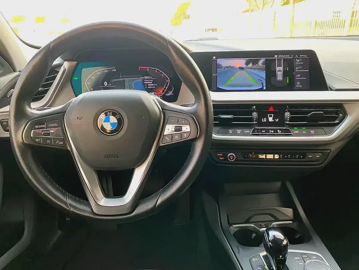 2022 model || BMW WARRANTY TILL END OF 2027 || ORIGINAL PAINT || CAR PLAY || FULL AGENCY SERVICE-9-9