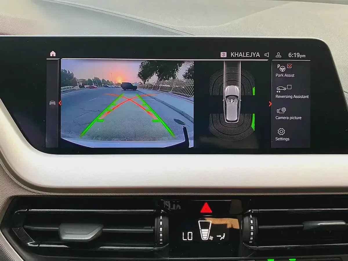 2022 model || BMW WARRANTY TILL END OF 2027 || ORIGINAL PAINT || CAR PLAY || FULL AGENCY SERVICE-10-10