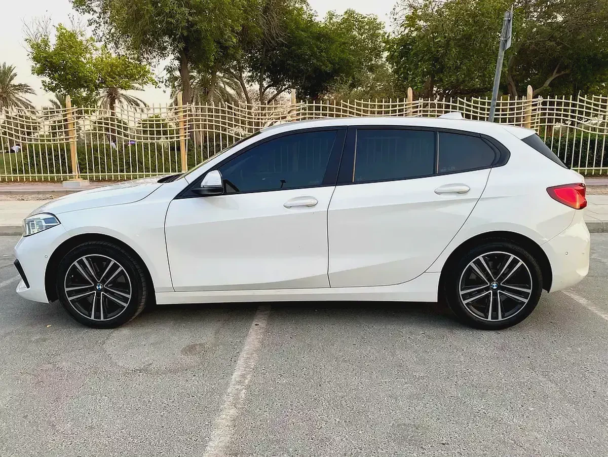 2022 model || BMW WARRANTY TILL END OF 2027 || ORIGINAL PAINT || CAR PLAY || FULL AGENCY SERVICE-1-1
