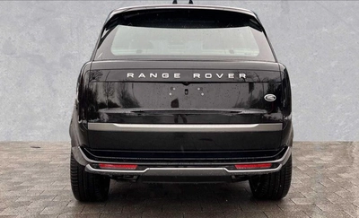 The 2024 Land Rover Sport is a midsize luxury SUV-7