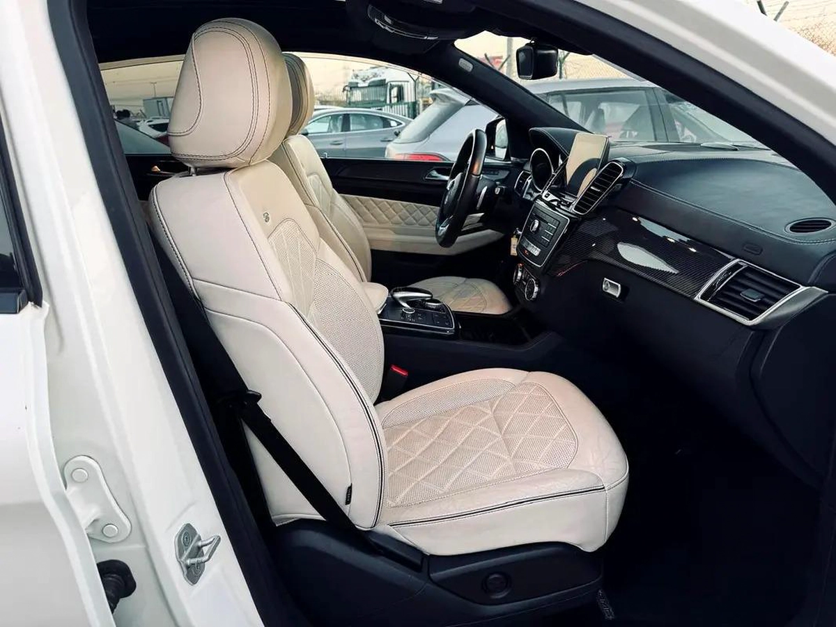BENZ GLE43 AMG | 2017 | LOW MILEAGE 42000KM DONE | FRESH JAPAN IMPORT