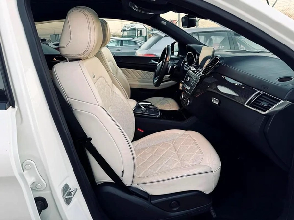 BENZ GLE43 AMG | 2017 | LOW MILEAGE 42000KM DONE | FRESH JAPAN IMPORT