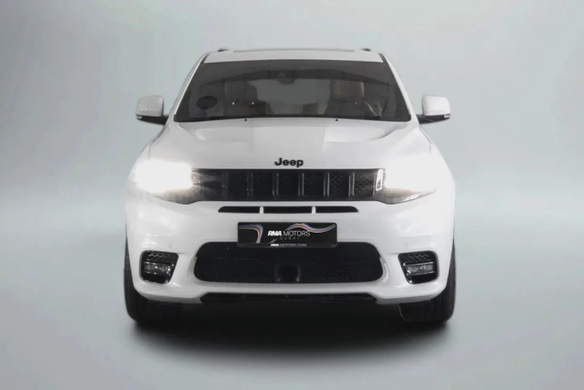 3,754 AED / 60 month’s | 0% DP | 2019 Jeep Grand Cherokee SRT / Full Jeep Service History / Jeep War-2-2