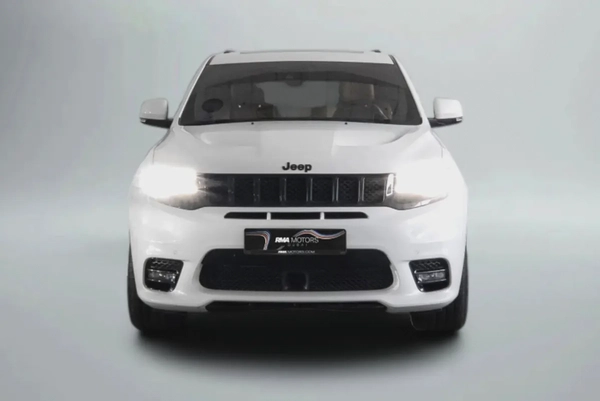 3,754 AED / 60 month’s | 0% DP | 2019 Jeep Grand Cherokee SRT / Full Jeep Service History / Jeep War