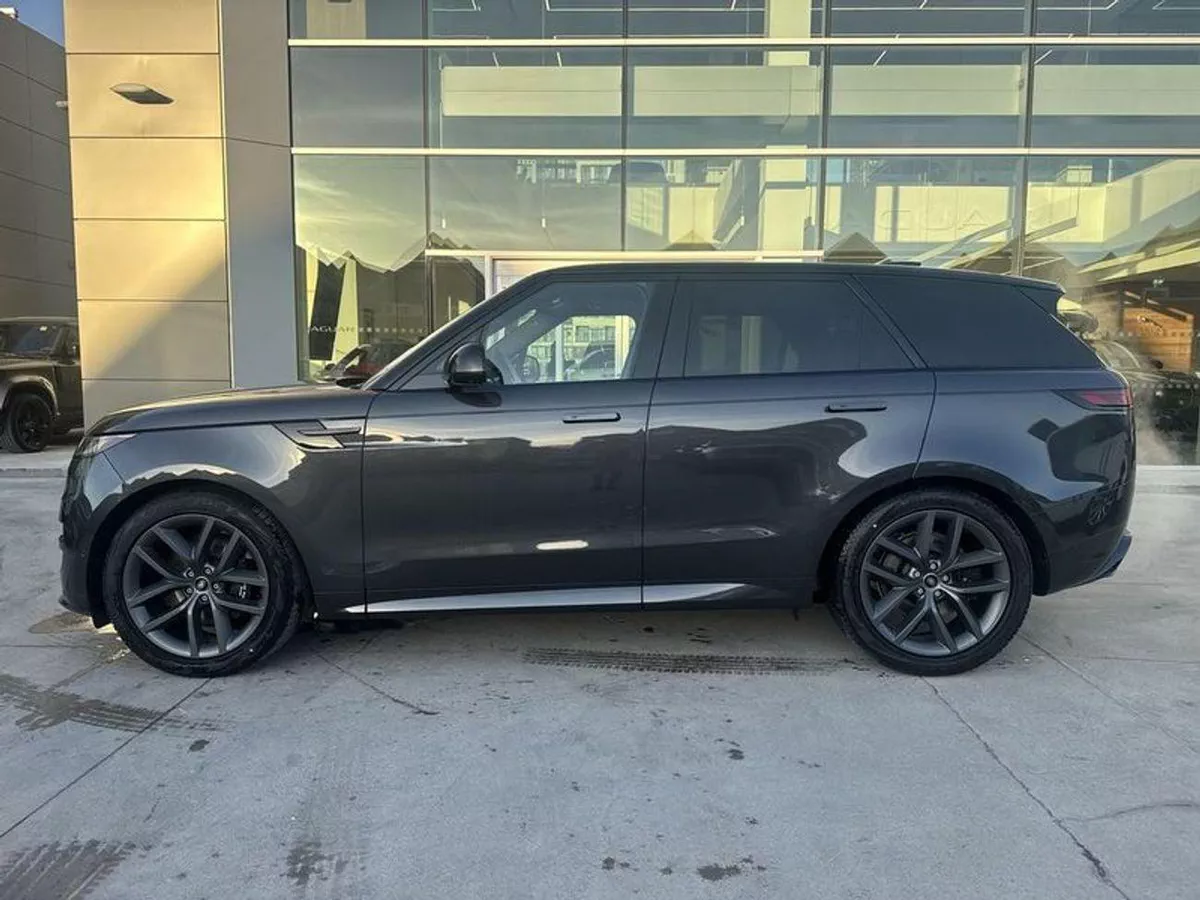 Land Rover Range Rover Sport DYNAMIC SE P530 SE P530 4.4L-1-0