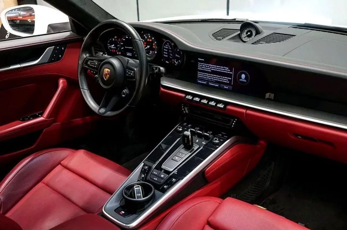 Porsche 911 TURBO Porsche 911 Turbo 2022 GCC specs-9-0