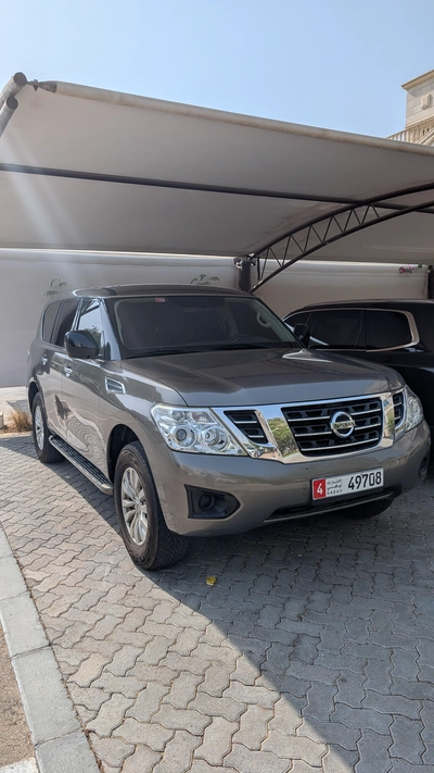 Nissan Patrol 2018 well taken care of-0