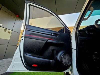 Toyota Hilux GLX PATROL/ AUTO GEAR/ WIDE BODY / AUTO WINDOWS / FULL OPTION-8
